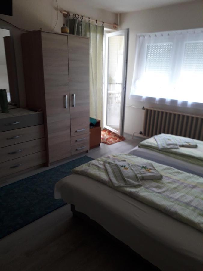Nagy Haz Apartment Szabadkigyos Exterior photo